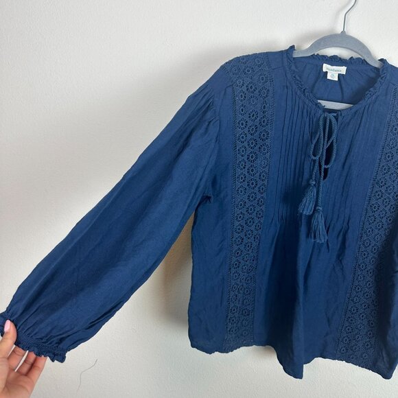 Sundance Linen Blend Boho Embroidered Blouse XS Tassel Tie Front Minimalist Cont - Picture 3 of 6